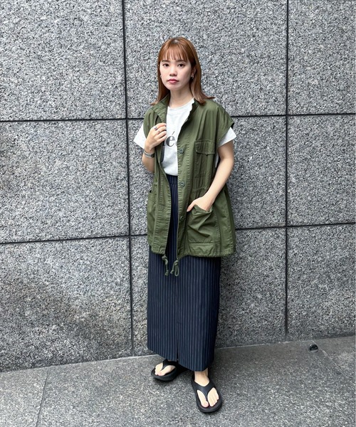 feepur（フェピュール）の「フロッキーロゴアソートシンプルTee（Tシャツ/カットソー・レディース・ネイビー/オートミール/オフホワイト/チャコールグレー・MEDIUM）」の20枚目の写真