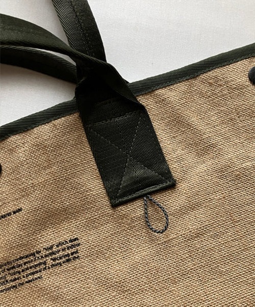 WEEKEND(ER)（ウィークエンダー）の「WEEKEND(ER) ウィークエンダー JUTE TOTEBAG（トートバッグ・メンズ・ナチュラル・FREE）」の9枚目の写真