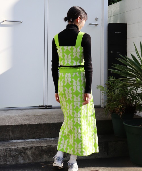 moyan ecri(モヤン エクリ)の「<moyan ecri>オリジナル編み ビスチェ&スカート セットアップlucky charm motif separate dress(ドレス・レディース・オレンジ/グリーン/ライトグリーン・FREE)」の13枚目の写真