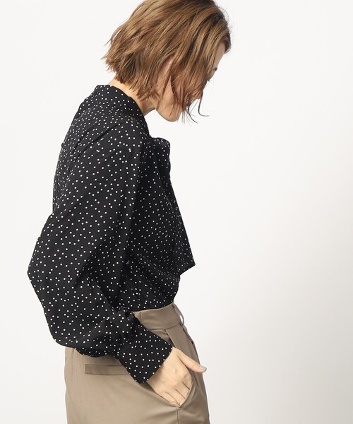grove（グローブ）の「◆アレンジ自由自在！トレンドボウタイブラウス（シャツ/ブラウス・レディース・オフホワイト/ドット/キャメル・02/03/01/05/04）」の15枚目の写真