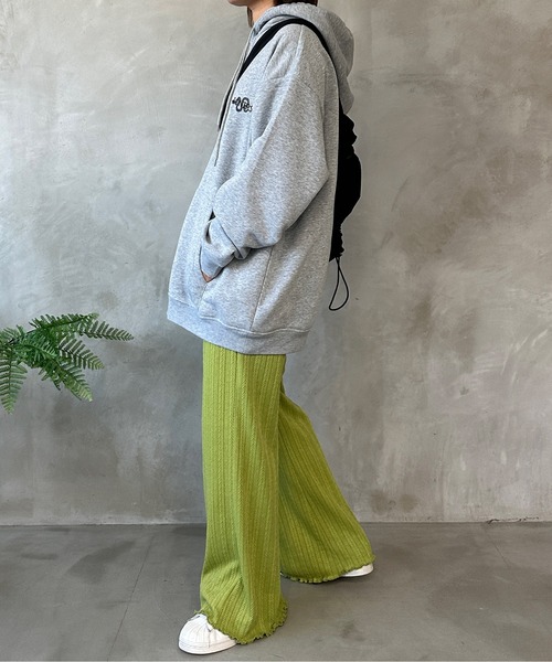 kutir(クティール)の「ヘリンボーンメローフレアパンツ(その他パンツ・レディース・カーキ/サックスブルー/アイボリー/ライトグリーン/ボルドー・MEDIUM/LARGE)」の21枚目の写真