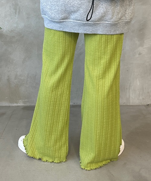 kutir(クティール)の「ヘリンボーンメローフレアパンツ(その他パンツ・レディース・カーキ/サックスブルー/アイボリー/ライトグリーン/ボルドー・MEDIUM/LARGE)」の19枚目の写真