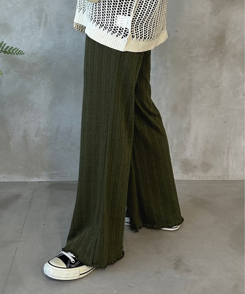 kutir(クティール)の「ヘリンボーンメローフレアパンツ(その他パンツ・レディース・カーキ/サックスブルー/アイボリー/ライトグリーン/ボルドー・MEDIUM/LARGE)」の12枚目の写真