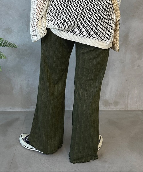 kutir(クティール)の「ヘリンボーンメローフレアパンツ(その他パンツ・レディース・カーキ/サックスブルー/アイボリー/ライトグリーン/ボルドー・MEDIUM/LARGE)」の13枚目の写真