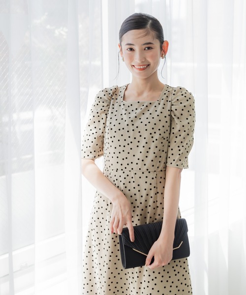 coca（coca）（コカ）の「ドットスクエアネックオケージョンドレス（ドレス・レディース・ベージュ/ブラック・L/M）」の4枚目の写真