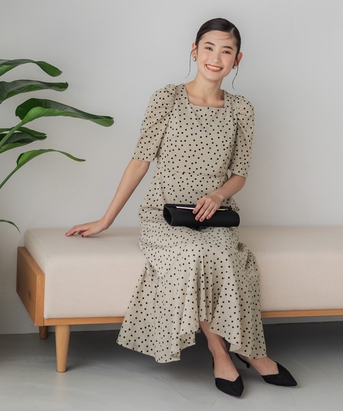 coca（coca）（コカ）の「ドットスクエアネックオケージョンドレス（ドレス・レディース・ベージュ/ブラック・L/M）」の6枚目の写真