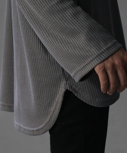 MinoriTY（マイノリティ）の「【MinoriTY】ワッフルラウンドオーバーサイズロンT 長袖Tシャツ カットソー メンズ 秋服 ルーズフィット ビッグシルエット（Tシャツ/カットソー・メンズ・ブルー/グレー/ブラック/ワイン/アイボリー/カーキ・L/M/S）」の15枚目の写真