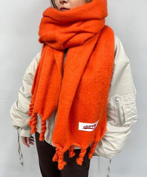 WHO'S WHO gallery(フーズフーギャラリー)の「【SLOPPY/スロッピー】カラーマフラー(マフラー・レディース・グリーン/グレー/ブルー/オレンジ/ブラック・FREE)」の8枚目の写真