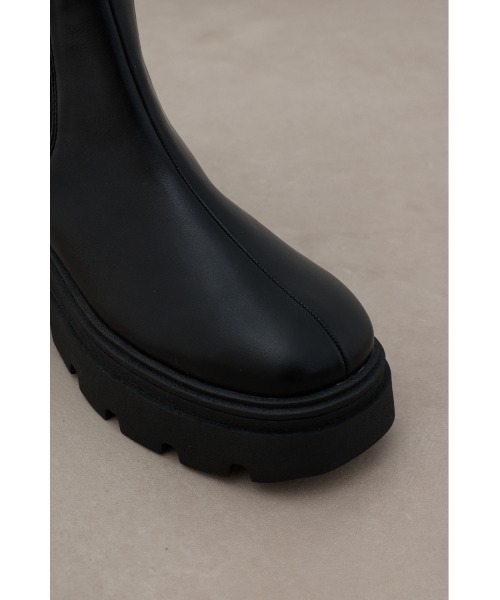 AZUL by moussy（アズールバイマウジー）の「トラックソールソックスブーツ（ブーツ・レディース・ブラック/アイボリー・MEDIUM/SMALL/LL/LARGE）」の8枚目の写真