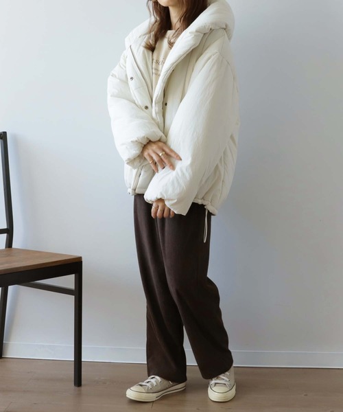 mil(ミル)の「【150㎝前後の小柄さんサイズ】ショールカラーミドルコート【ポケット裏フリース素材・ヴィンテージ風】(ブルゾン・レディース・オフホワイト/ブラック・S)」の15枚目の写真