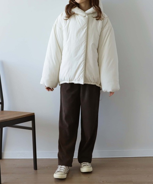 mil(ミル)の「【150㎝前後の小柄さんサイズ】ショールカラーミドルコート【ポケット裏フリース素材・ヴィンテージ風】(ブルゾン・レディース・オフホワイト/ブラック・S)」の17枚目の写真