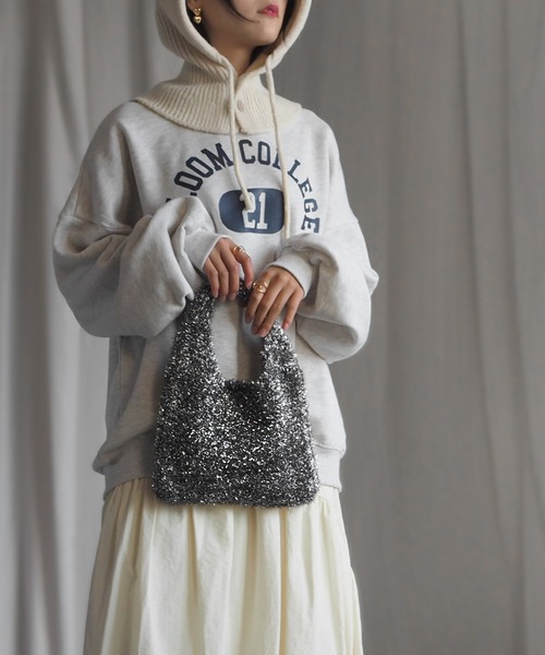 minia（ミニア）の「ラメシャギーニットミニバッグ（ハンドバッグ・レディース・ブラック/シルバー/レッド・FREE）」の8枚目の写真