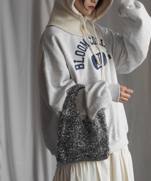 minia（ミニア）の「ラメシャギーニットミニバッグ（ハンドバッグ・レディース・ブラック/シルバー/レッド・FREE）」の5枚目の写真