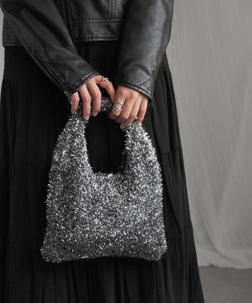 minia（ミニア）の「ラメシャギーニットミニバッグ（ハンドバッグ・レディース・ブラック/シルバー/レッド・FREE）」の14枚目の写真