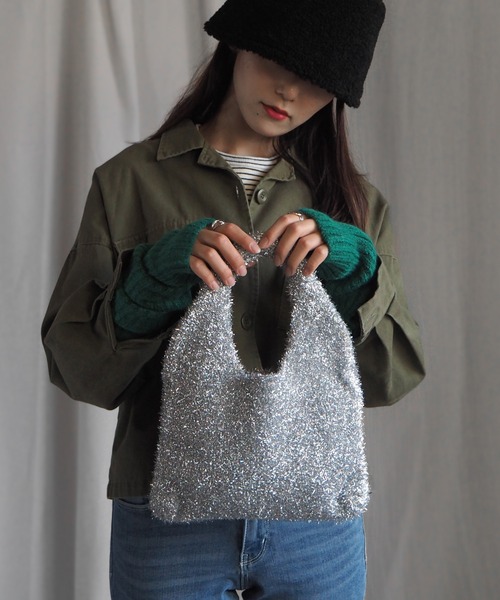 minia（ミニア）の「ラメシャギーニットミニバッグ（ハンドバッグ・レディース・ブラック/シルバー/レッド・FREE）」の21枚目の写真