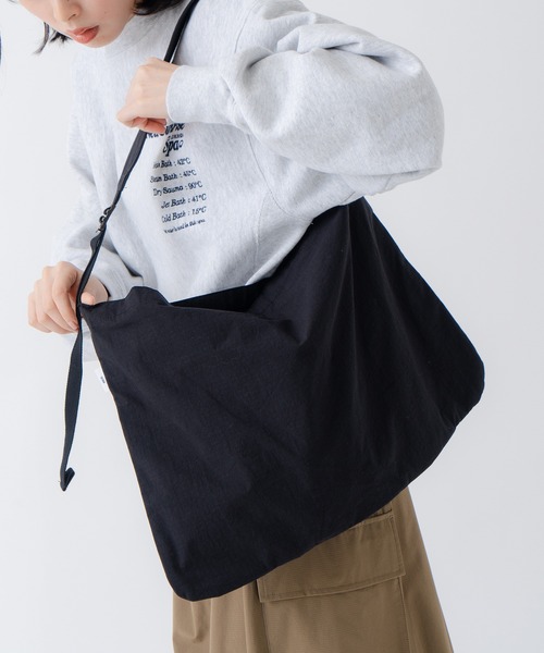 kha:ki（カーキ）の「「KHA:KI/カーキ」ミリタリーサコッシュ A-03（ショルダーバッグ・レディース・ベージュ/ブラック/ホワイト/カーキ・FREE）」の3枚目の写真