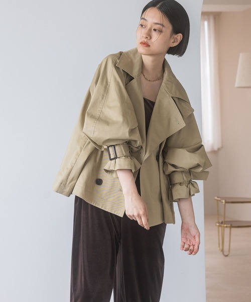 A part by（アパートバイ）の「キャンディースリーブショートトレンチコート（トレンチコート・レディース・ネイビー/ライトベージュ/ブラウン系その他2/カーキ/ベージュ・SMALL/MEDIUM）」の13枚目の写真