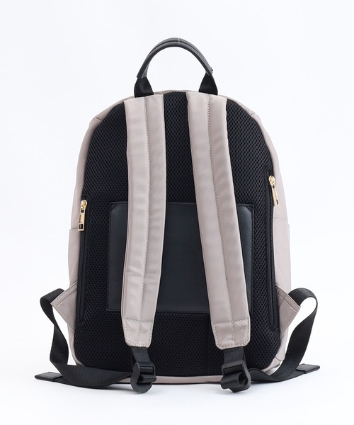 COOCO（クーコ）の「ポリエステル１０ポケットミディアムサイズリュック／Ａ４対応（バックパック/リュック・レディース・ネイビー/ブラック/カーキ/グレー・9）」の18枚目の写真