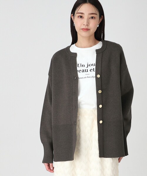 THE SHOP TK (ザ ショップ ティーケー )の「◆キーネックミドル丈カーデ【手洗い可】(カーディガン/ボレロ・レディース・ライトグレー/ライトグリーン/スミクロ・12/13)」の2枚目の写真