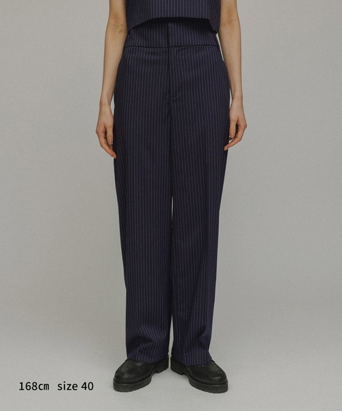 M TO R（ムウトアール）の「［PANTS］PINSTRIPE STRAIGHT PANTS（その他パンツ・レディース・ライトグレー/ネイビー・38/40）」の14枚目の写真