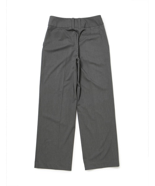 M TO R（ムウトアール）の「［PANTS］PINSTRIPE STRAIGHT PANTS（その他パンツ・レディース・ライトグレー/ネイビー・38/40）」の16枚目の写真