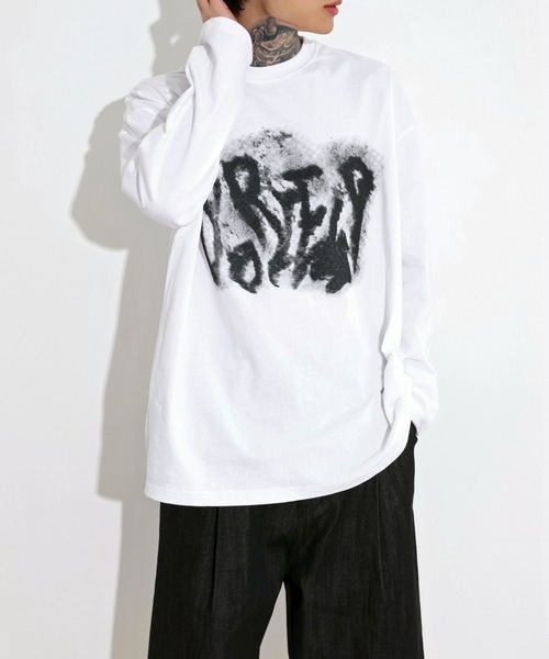 FOLLOWIN（フォロウィン）の「[UNISEX]ビンテージオーバーフィットレタリングスプレープリントロングティー（Tシャツ/カットソー・レディース・ホワイト/チャコール/ライトベージュ/ブラック・FREE）」の2枚目の写真