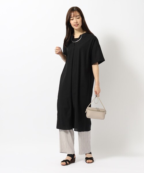SHOO・LA・RUE（シューラルー）の「◆【UV/抗菌防臭】ゆる さら ふわり フレンチリネンブレンドワンピース（ワンピース・レディース・ベージュ/ブラック/レッド系1/ホワイト系2/ブルー系その他4・00）」の8枚目の写真