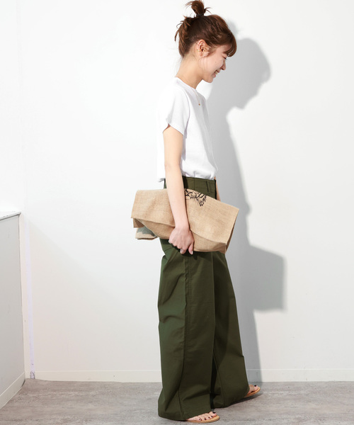 JOURNAL STANDARD relume(ジャーナルスタンダード レリューム)の「《追加》TCワッフルショートスリーブTシャツ(Tシャツ/カットソー・レディース・ホワイト/ブラック/ブルー/ストーン/バーガンディー・FREE)」の15枚目の写真