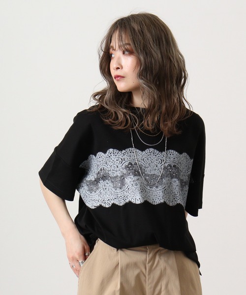 BRODIAEA（ブローディア）の「BRODIAEA ローズペトール加工　レースプリントTシャツ（Tシャツ/カットソー・レディース・クリーム/ブラック/オフホワイト/ライトグリーン/ベビーピンク・40）」の3枚目の写真