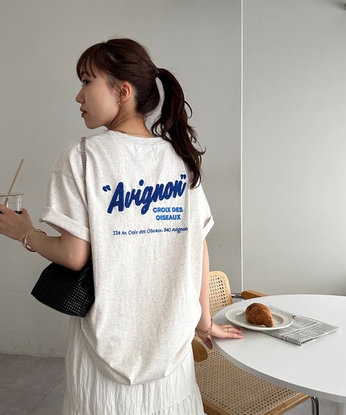 DISCOAT（ディスコート）の「【ユニセックス】サガラバック刺繍半袖Tシャツ《WEB限定》（Tシャツ/カットソー・レディース・ライトグレー/チャコールグレー/ライトベージュ/ネイビー/ベージュ・FREE）」の11枚目の写真