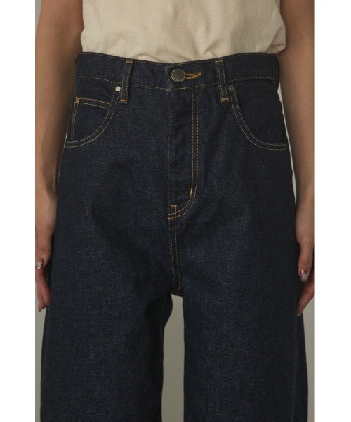 BLACK BY MOUSSY（ブラックバイマウジー）の「■PUNA one wash long denim(プナワンウォッシュロングデニム)（デニムパンツ・レディース・ダークブルー・25inch/26inch/23inch/24inch）」の5枚目の写真