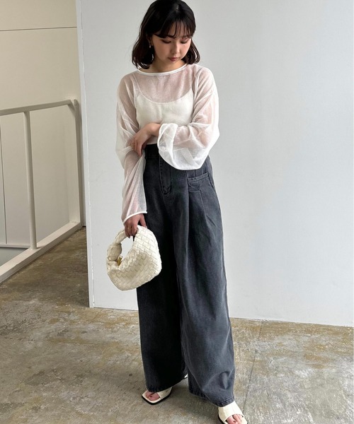 Amiur(エミレ)の「tuck wide denim pants / タックワイドデニムパンツ(デニムパンツ・レディース・ブラック/オフホワイト・FREE)」の3枚目の写真