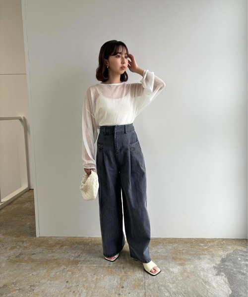 Amiur(エミレ)の「tuck wide denim pants / タックワイドデニムパンツ(デニムパンツ・レディース・ブラック/オフホワイト・FREE)」の4枚目の写真