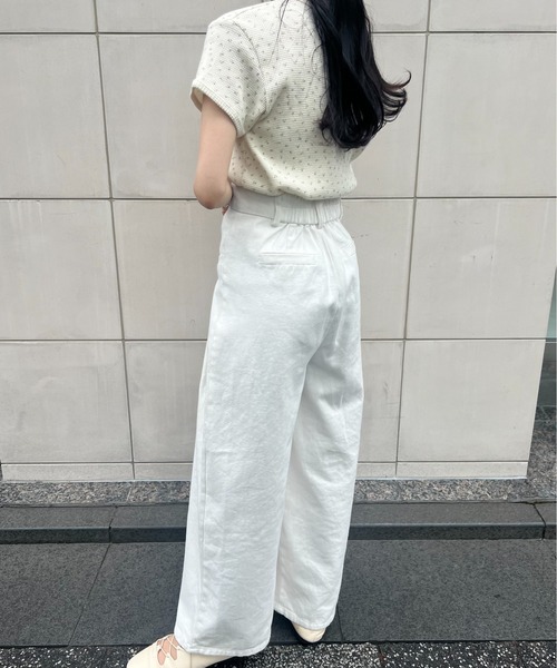 Amiur(エミレ)の「tuck wide denim pants / タックワイドデニムパンツ(デニムパンツ・レディース・ブラック/オフホワイト・FREE)」の9枚目の写真