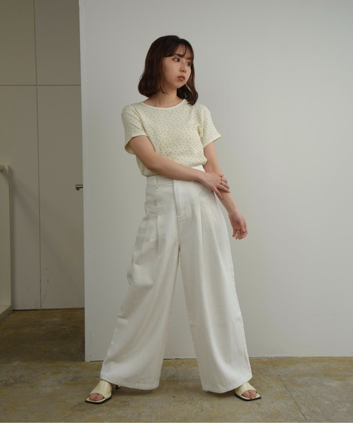 Amiur(エミレ)の「tuck wide denim pants / タックワイドデニムパンツ(デニムパンツ・レディース・ブラック/オフホワイト・FREE)」の12枚目の写真
