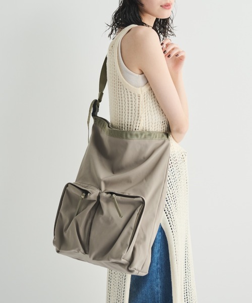 MERLOT(メルロー)の「カーゴポケットビッグトート(トートバッグ・レディース・カーキ・FREE)」の3枚目の写真