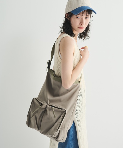 MERLOT(メルロー)の「カーゴポケットビッグトート(トートバッグ・レディース・カーキ・FREE)」の19枚目の写真