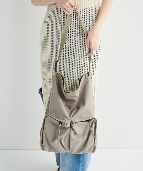 MERLOT(メルロー)の「カーゴポケットビッグトート(トートバッグ・レディース・カーキ・FREE)」の14枚目の写真