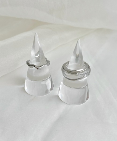 sowang(ソワン)の「【2set/ステンレス】クリアメタルデザイン セットリング-clear metal design set ring-(リング・レディース・ゴールド/シルバー・FREE)」の4枚目の写真
