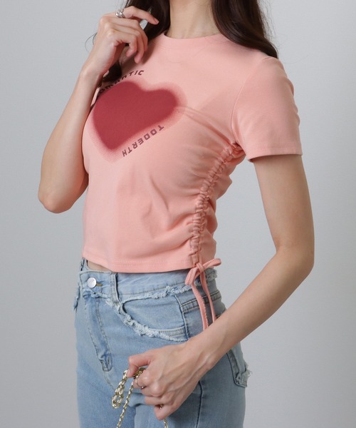 Lace Ladies(レースレディース)の「サイド シャーリング コンパクト 半袖 プリント トップス(Tシャツ/カットソー・レディース・ホワイト/ピンク/グレー・S/M/XL)」の3枚目の写真