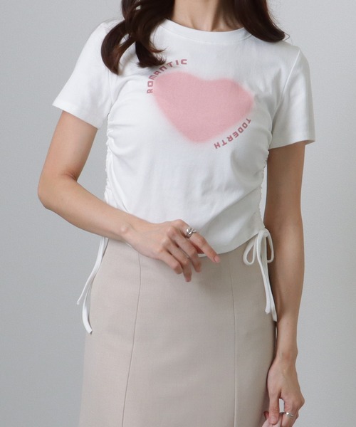 Lace Ladies(レースレディース)の「サイド シャーリング コンパクト 半袖 プリント トップス(Tシャツ/カットソー・レディース・ホワイト/ピンク/グレー・S/M/XL)」の10枚目の写真