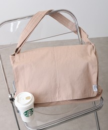 JOUET センターステッチフラップショルダーバッグ