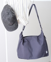 Jouet（ジョエット）の「JOUET　センターステッチフラップショルダーバッグ（ショルダーバッグ）」