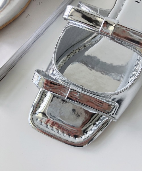 AS KNOW AS plus(アズノゥアズプラス)の「スクエアダブルリボンフラットサンダル【ZOZOTOWN限定アイテム】(サンダル・レディース・ブラック/ピンク/シルバー・M/L)」の8枚目の写真