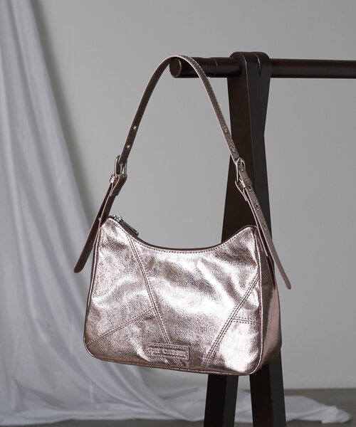 RAY CASSIN(レイカズン)の「切替ヴィンテージバッグ(トートバッグ・レディース・ブラック/シルバー/ブラウン・FREE)」の11枚目の写真