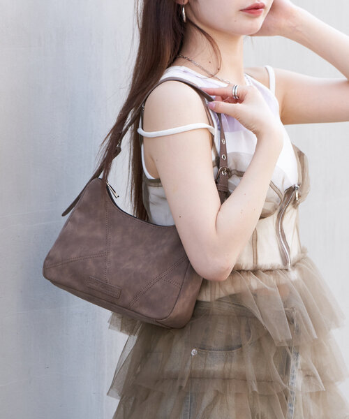 RAY CASSIN(レイカズン)の「切替ヴィンテージバッグ(トートバッグ・レディース・ブラック/シルバー/ブラウン・FREE)」の21枚目の写真