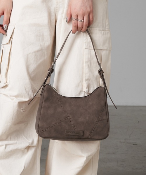 RAY CASSIN(レイカズン)の「切替ヴィンテージバッグ(トートバッグ・レディース・ブラック/シルバー/ブラウン・FREE)」の2枚目の写真