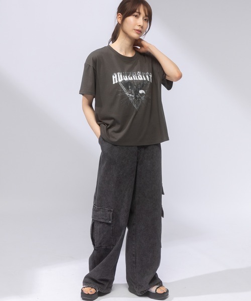AnNet(アネット)の「【ウエストゴム仕様】 ウォッシュ加工 デニム カーゴパンツ(カーゴパンツ・レディース・ダークグレー/ブルー・4L/3L)」の3枚目の写真