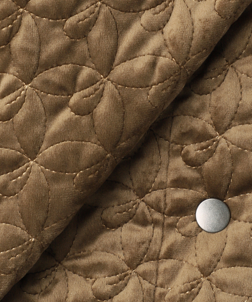 JOURNAL STANDARD(ジャーナルスタンダード)の「別珍キルティングショートブルゾン(ブルゾン・レディース・チャコールグレー/カーキ・FREE)」の6枚目の写真