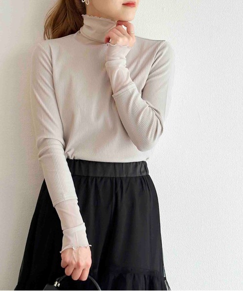 DIARIUM（ディアリウム）の「【日本製】チュール切替えテレコプルオーバー（Tシャツ/カットソー・レディース・グレイッシュベージュ/ブラック/チャコールグレー/オフホワイト・M）」の4枚目の写真